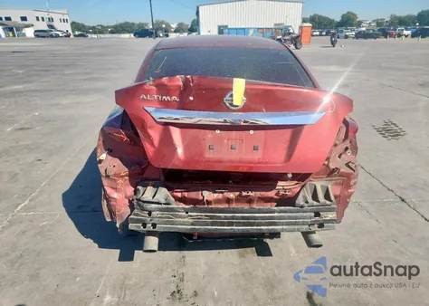 2015 Nissan Altima 2.5 z USA, uszkodzony, nr VIN 1N4AL3AP3FN301565